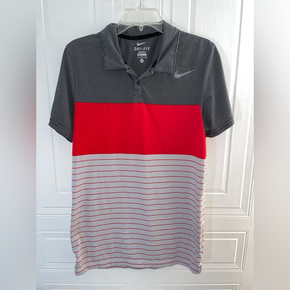 Nike Dri fit golf polo Men’s size M